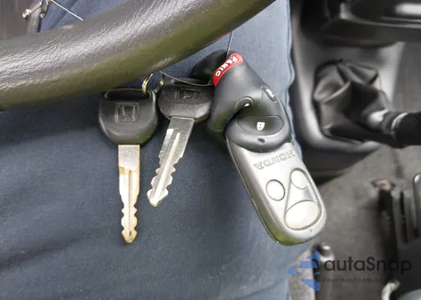 1999 Honda Cr-V Lx из США, поврежденный, VIN JHLRD1743XC005232